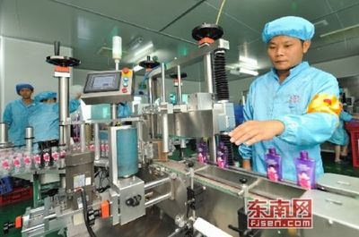 云霄化妝品香飄歐美，技術(shù)驅(qū)動(dòng)下的出海之路與產(chǎn)業(yè)愿景